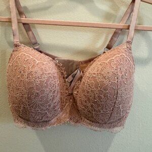 ✨ Victoria’s Secret Dream Angels Lined Demi Bra – Pink Rhinestone (Size 38DD)